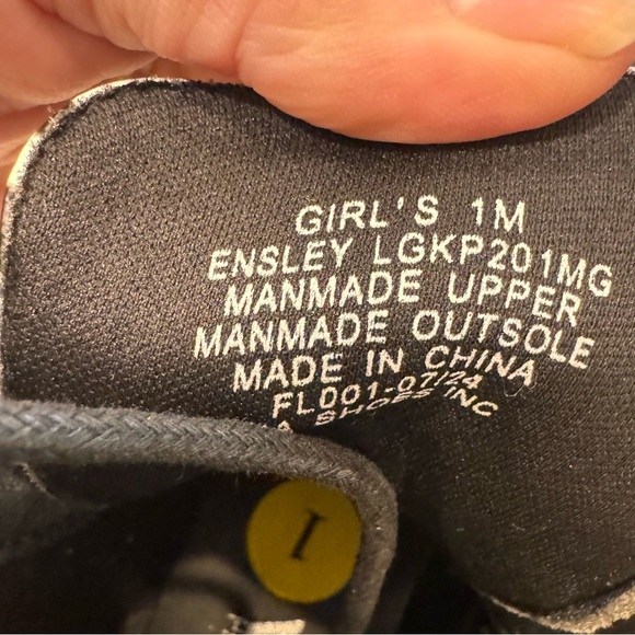 NEW Mia Girls White & Black Cowprint Lace Up Combat Boot Size 1 - Picture 9 of 10